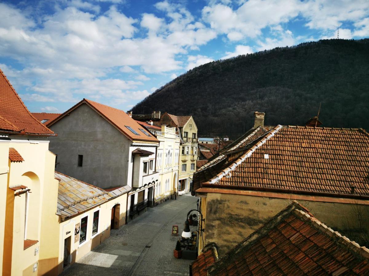 Crystal Central Apartment Braşov Esterno foto
