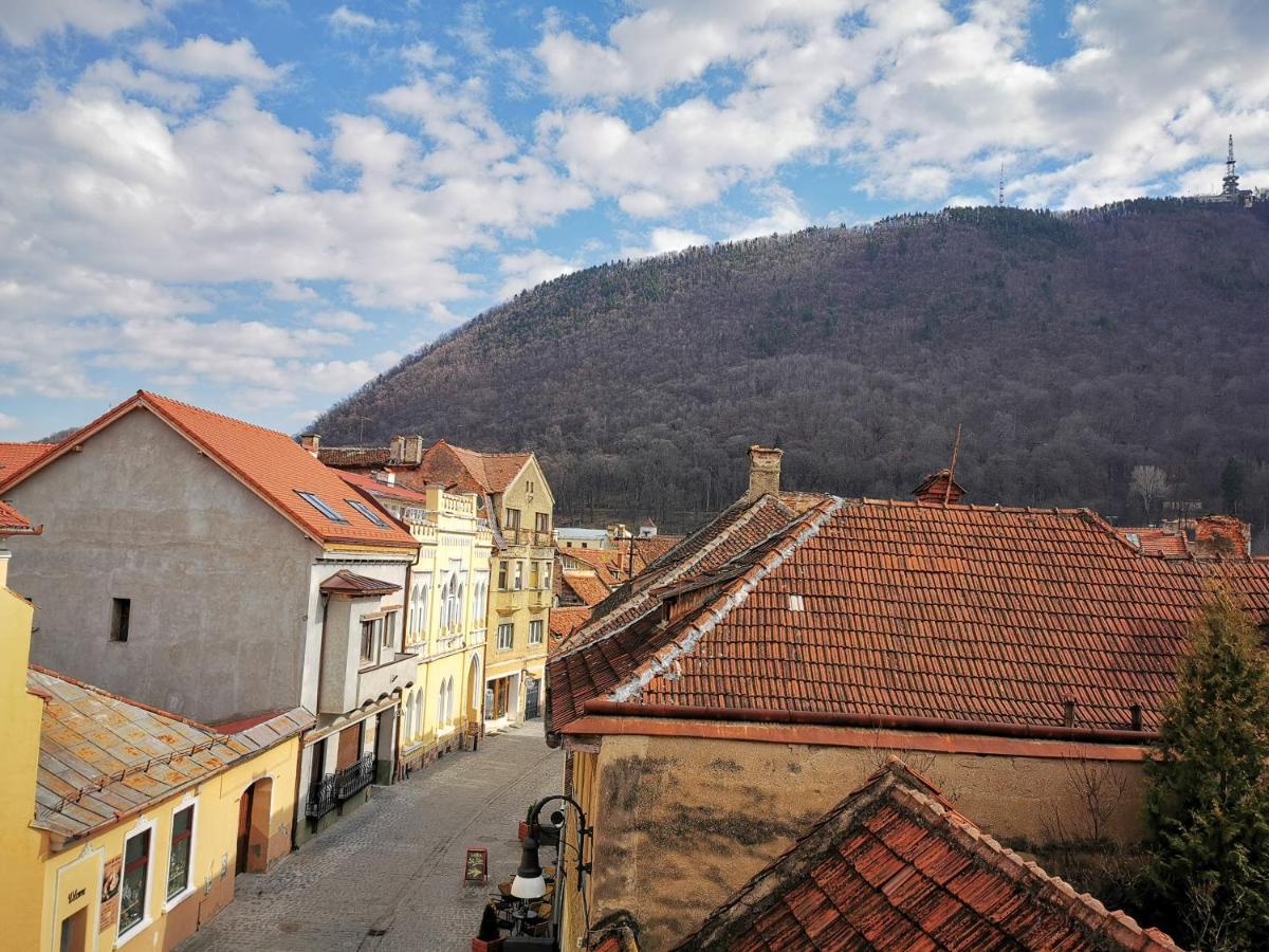 Crystal Central Apartment Braşov Esterno foto